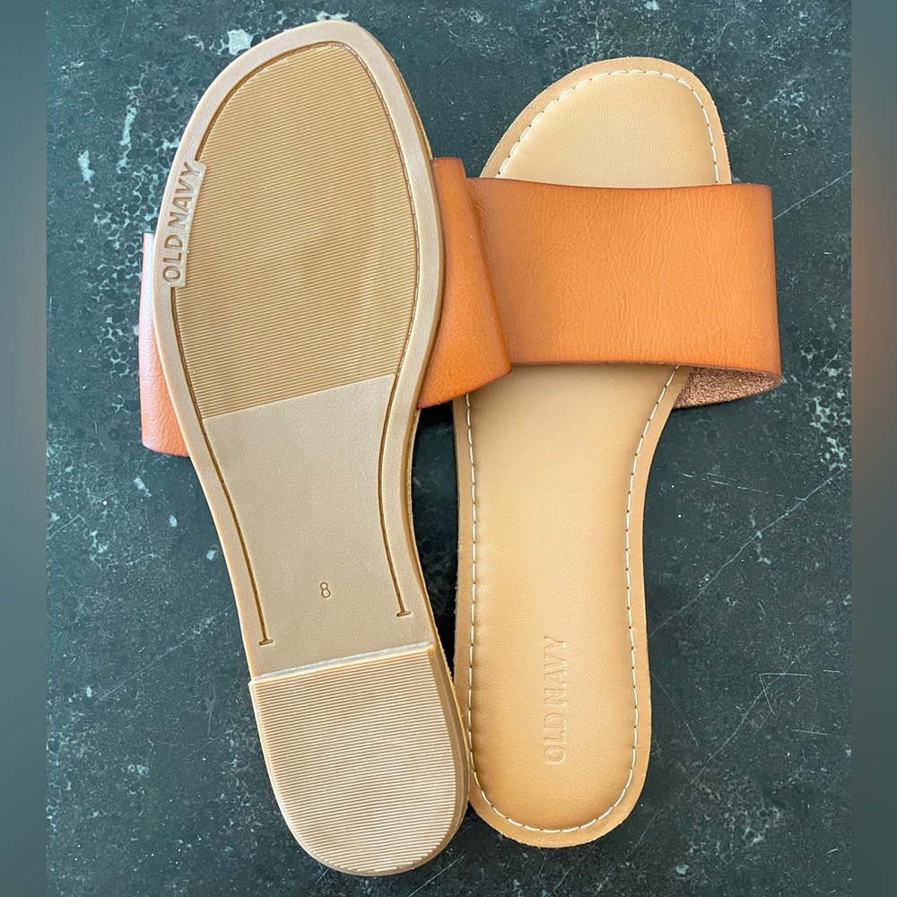 Old Navy Sandals SZ 8 Camel